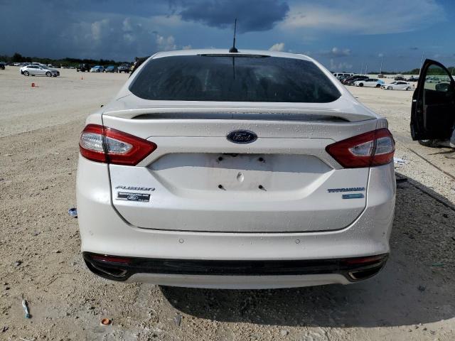  FORD FUSION 2016 Белы