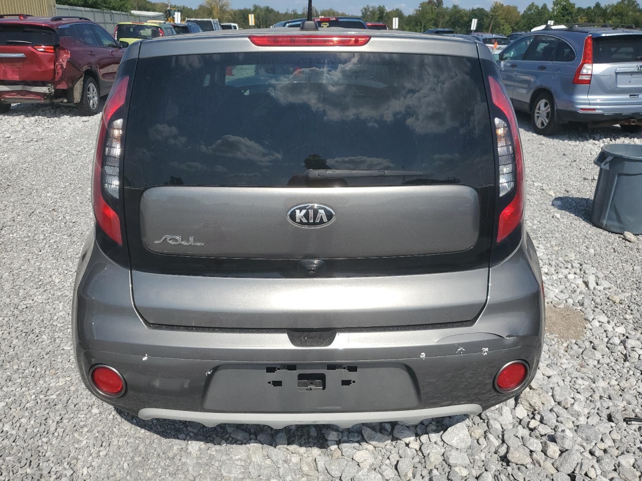 KNDJP3A50K7649786 2019 Kia Soul +