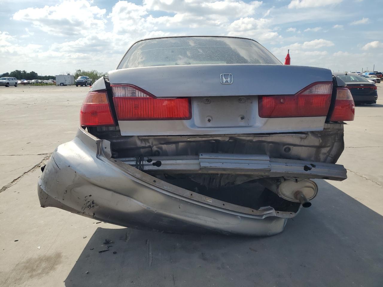 2000 Honda Accord Ex VIN: JHMCG5661YC028786 Lot: 72548734