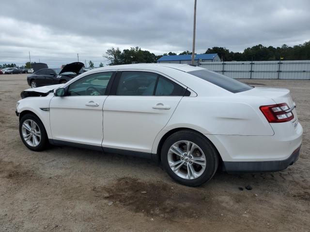  FORD TAURUS 2013 Белый