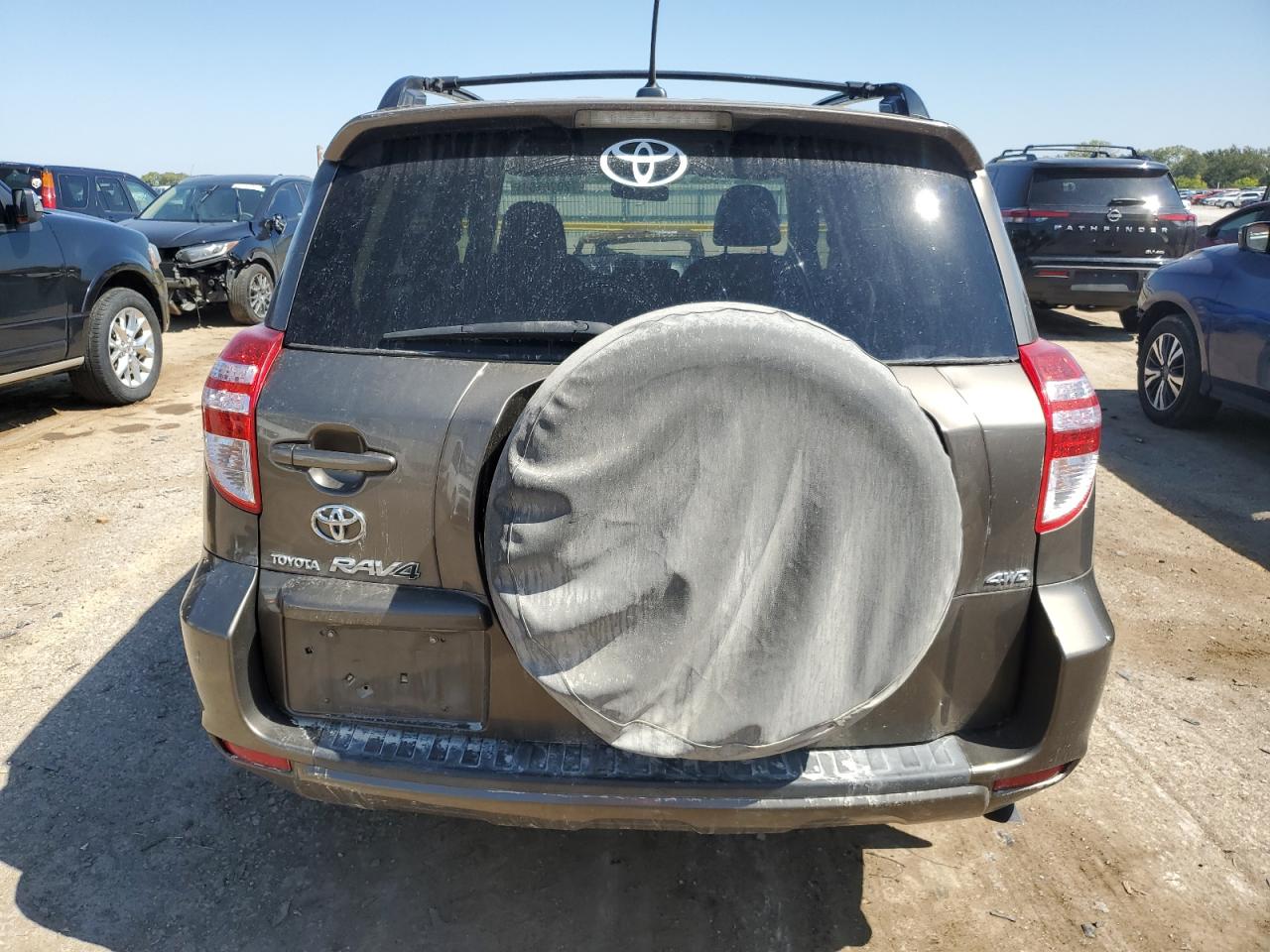 2010 Toyota RAV 4 - Image 6