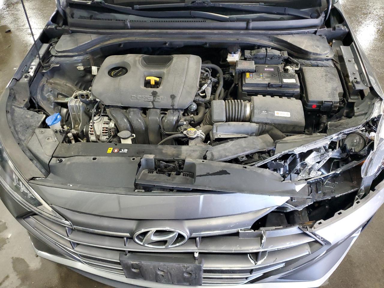 5NPD84LF2KH479061 2019 Hyundai Elantra Sel