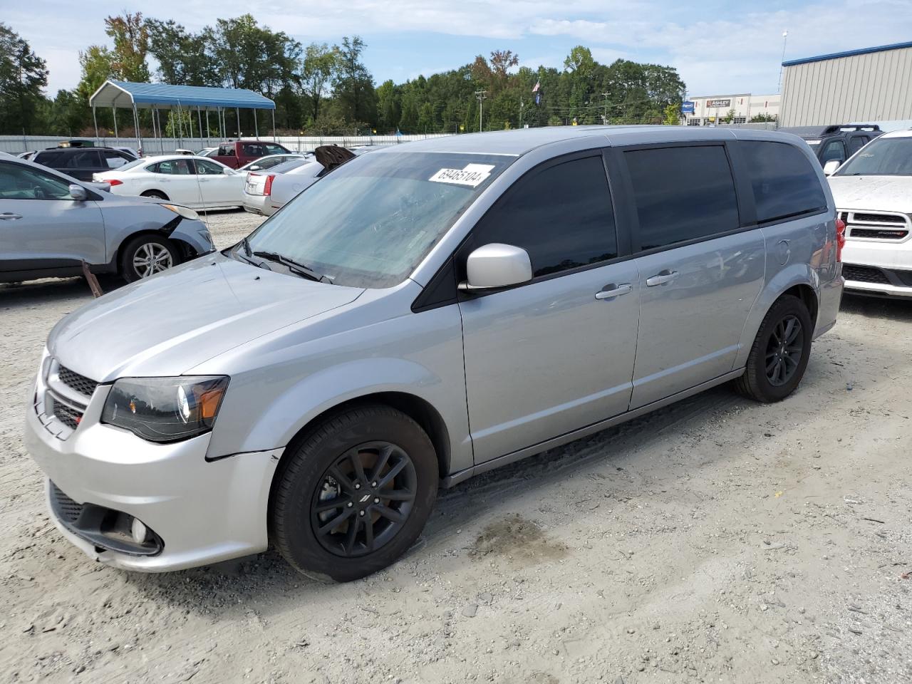 2020 Dodge Caravan - Image 1