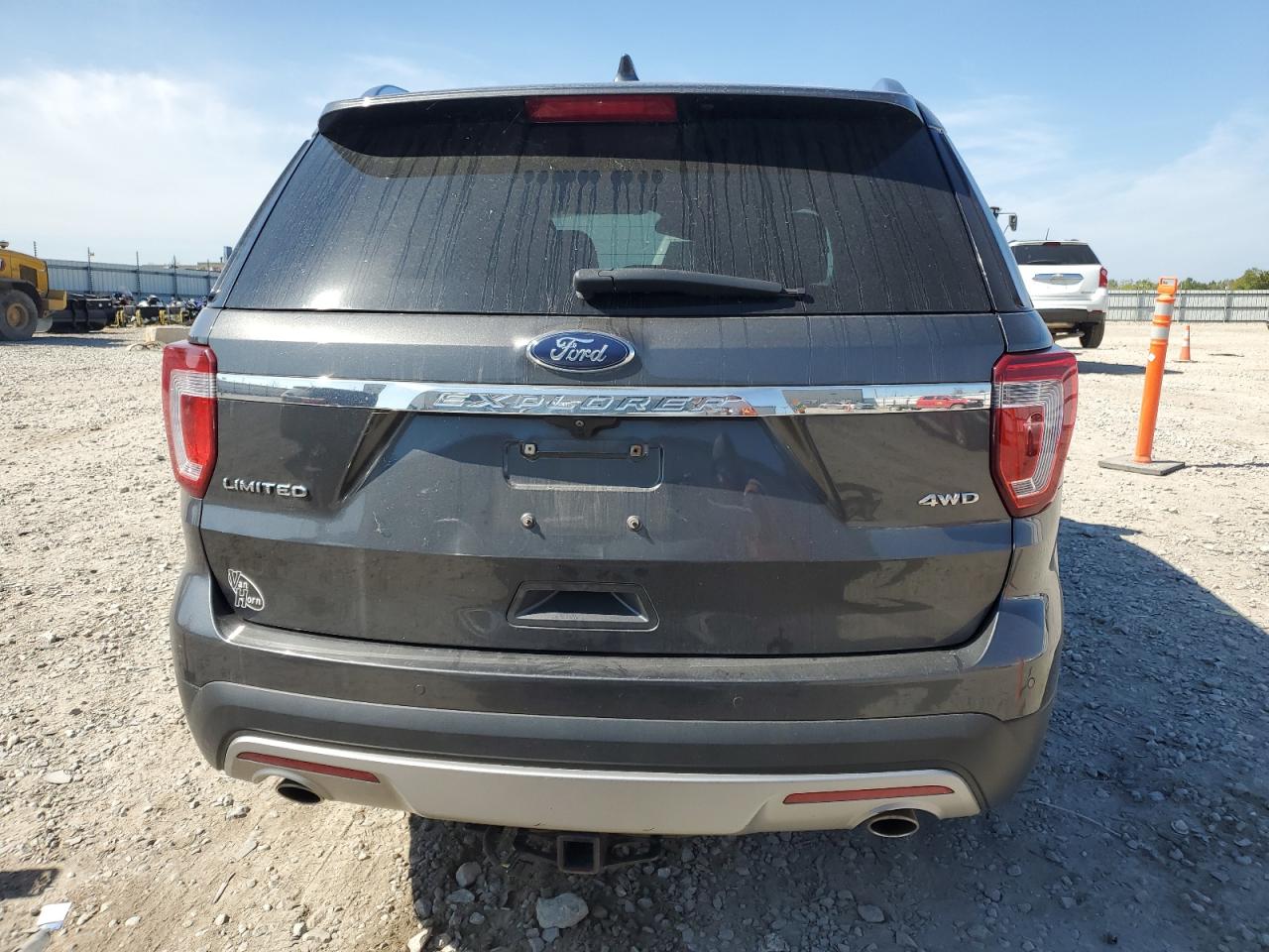 2017 Ford Explorer Limited VIN: 1FM5K8F89HGC33272 Lot: 72153774