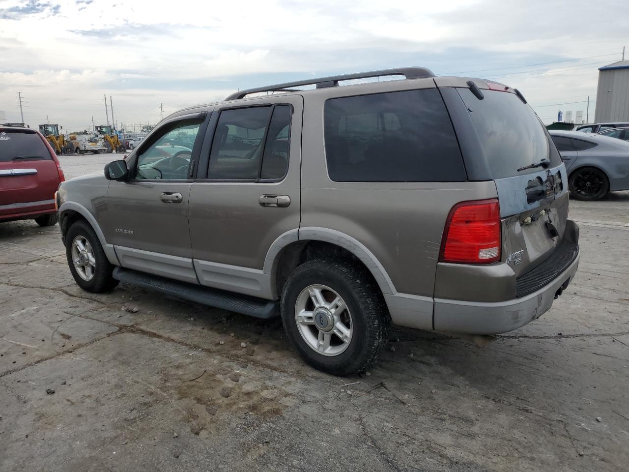 2002 Ford Explorer - Image 2