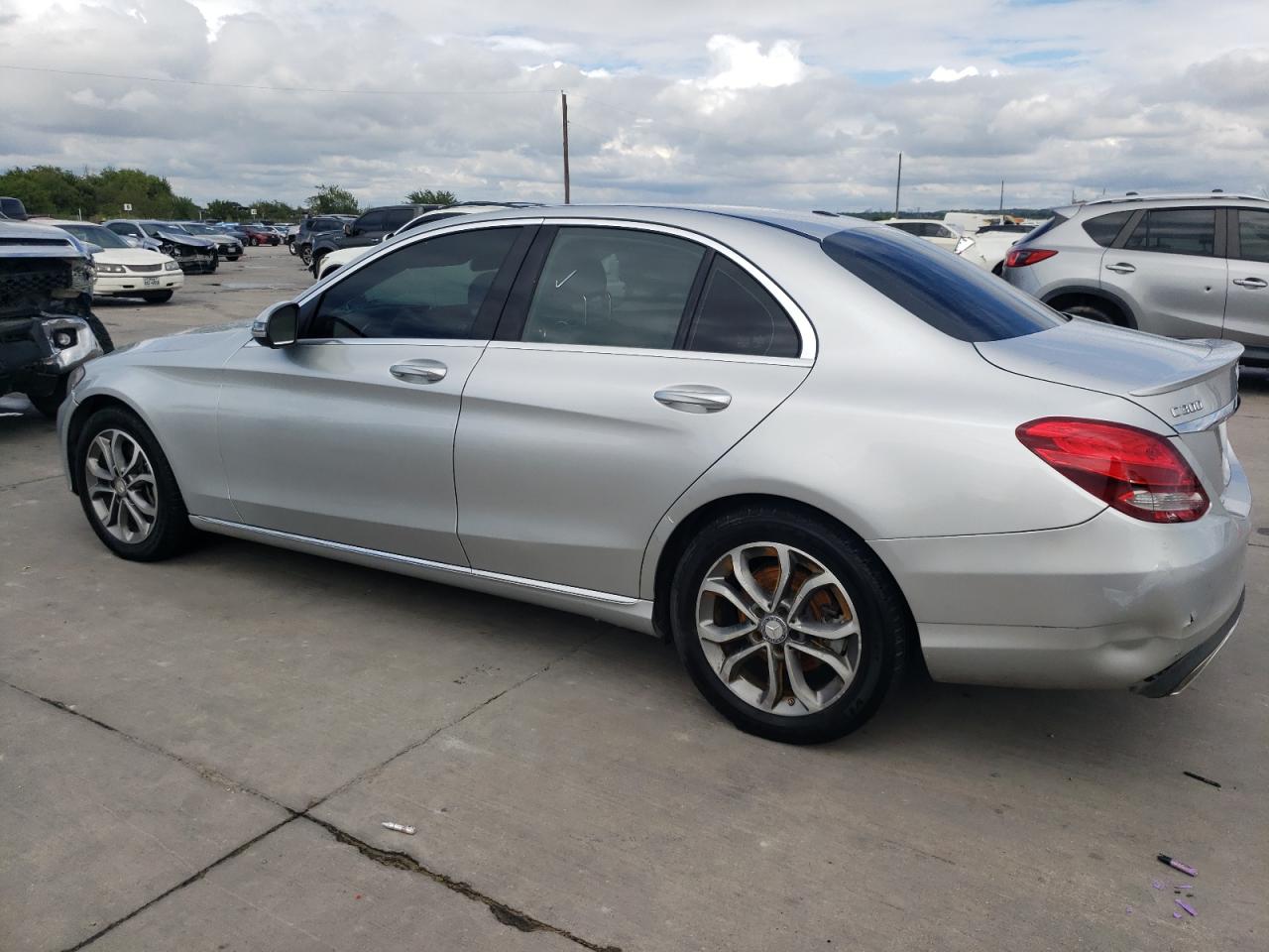 55SWF4JB3GU144488 2016 MERCEDES-BENZ C CLASS - Image 2