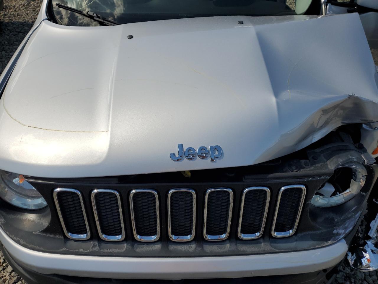 ZACCJBBT8GPD62868 2016 Jeep Renegade Latitude