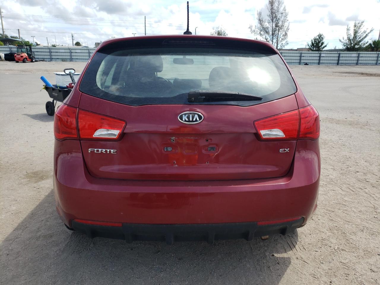 2011 Kia Forte Ex VIN: KNAFU5A21B5423717 Lot: 73033354