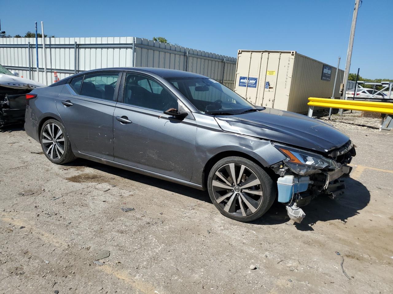 2019 Nissan Altima - Image 4