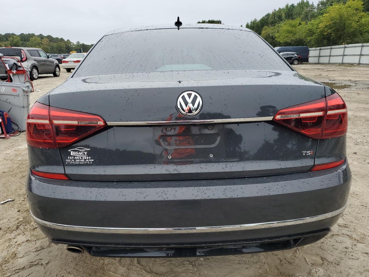 1VWDT7A36HC083645 2017 Volkswagen Passat R-Line