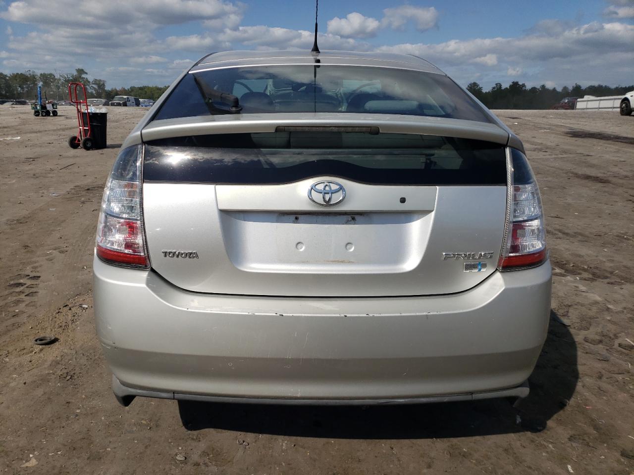 2004 Toyota Prius VIN: JTDKB20U440004169 Lot: 69804784