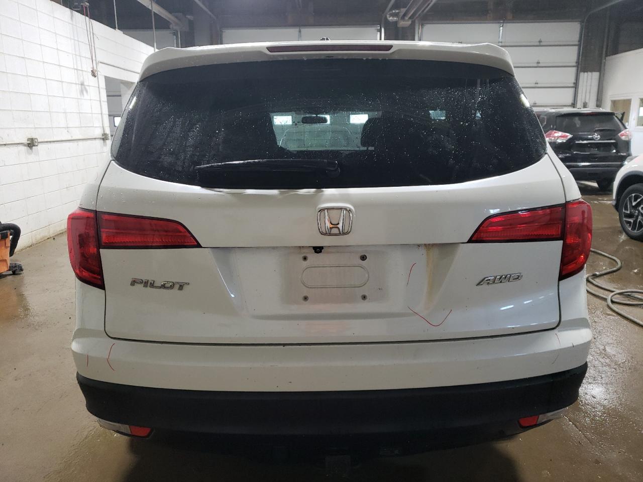 5FNYF6H35GB061617 2016 Honda Pilot Ex