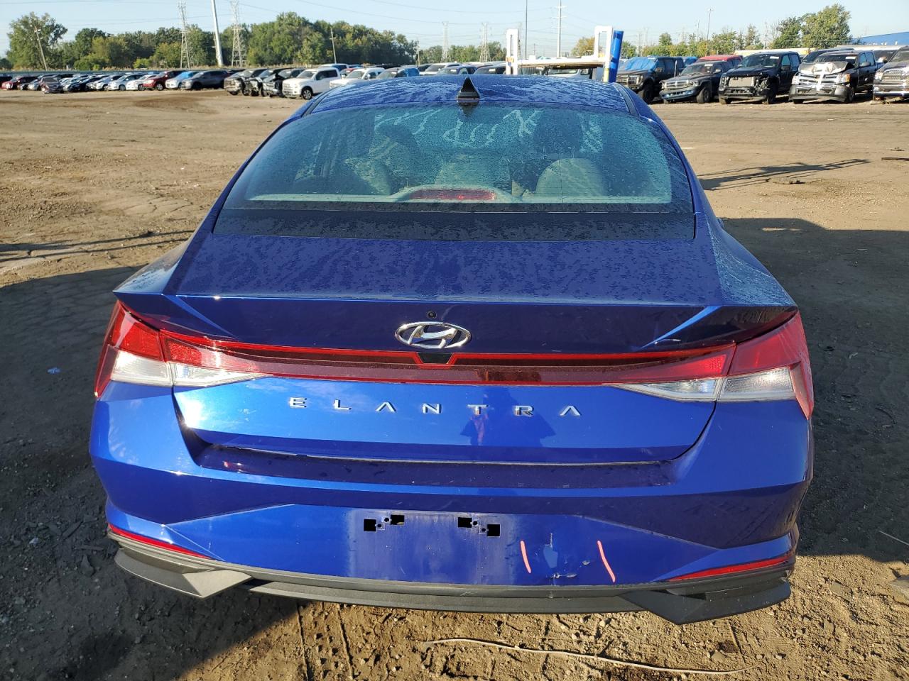 KMHLL4AG9PU499550 2023 Hyundai Elantra Se