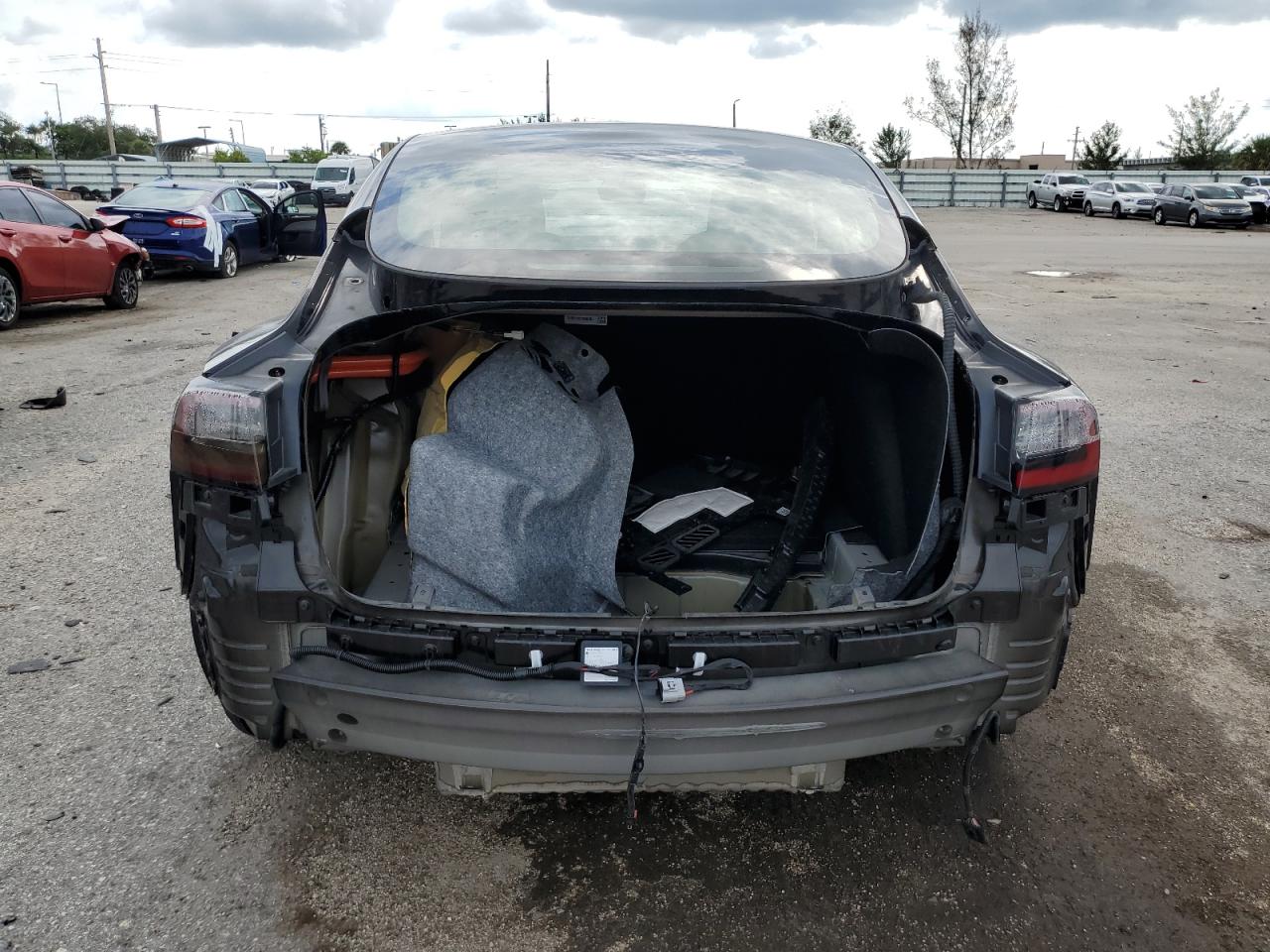 5YJ3E1EA9NF369020 2022 Tesla Model 3