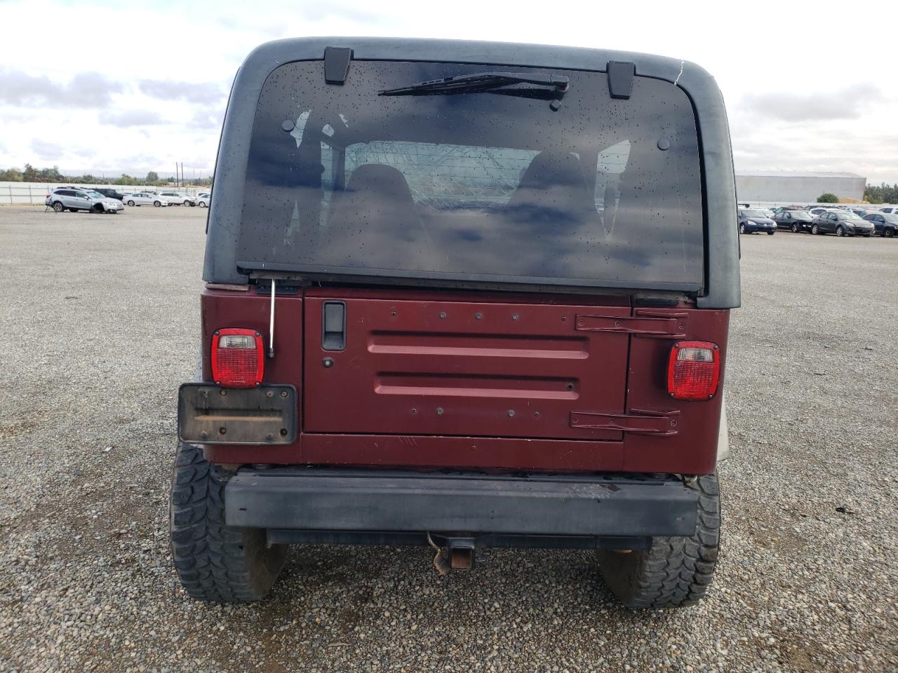 2002 Jeep Wrangler / Tj Sport VIN: 1J4FA49S92P705693 Lot: 71611144