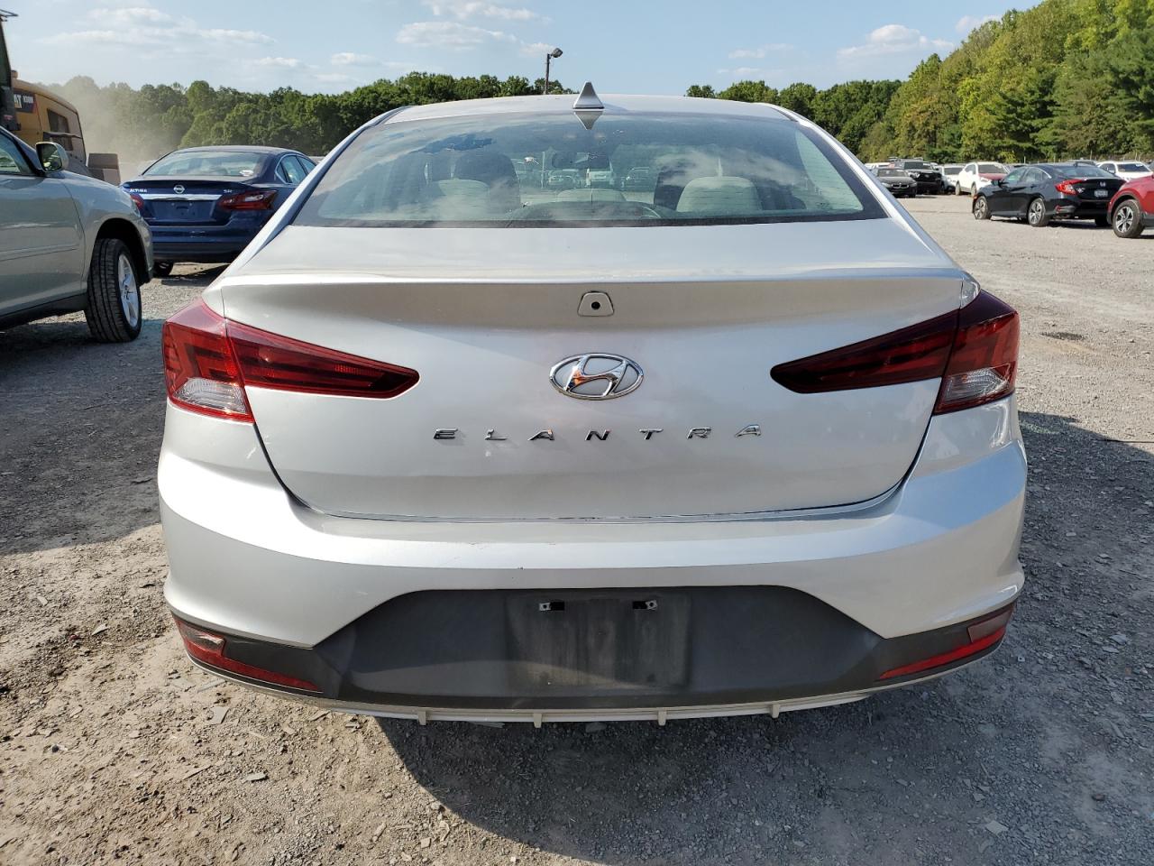 2019 Hyundai Elantra Sel VIN: KMHD84LF4KU768847 Lot: 70685014