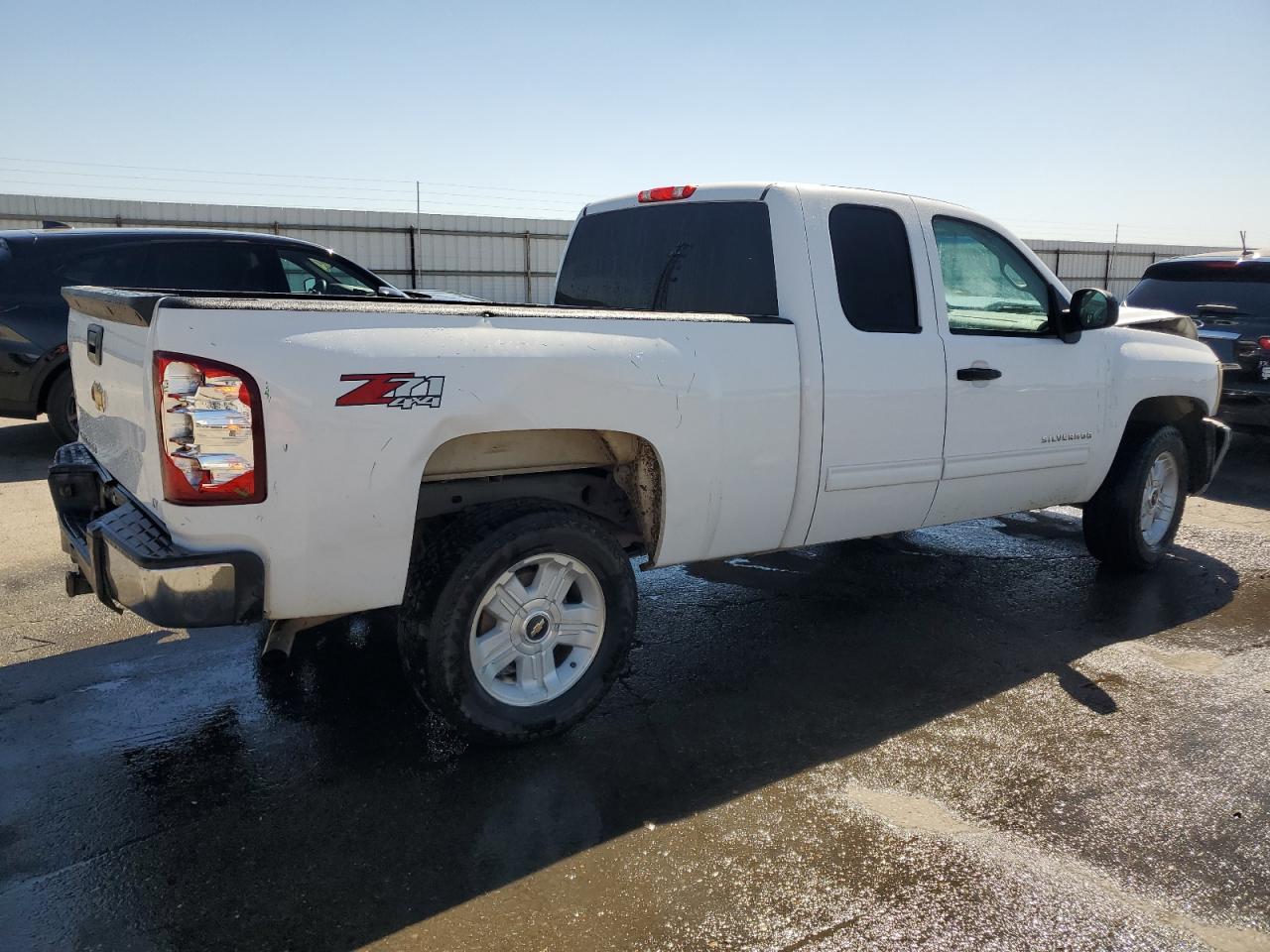 2013 Chevrolet Silverado - Image 3