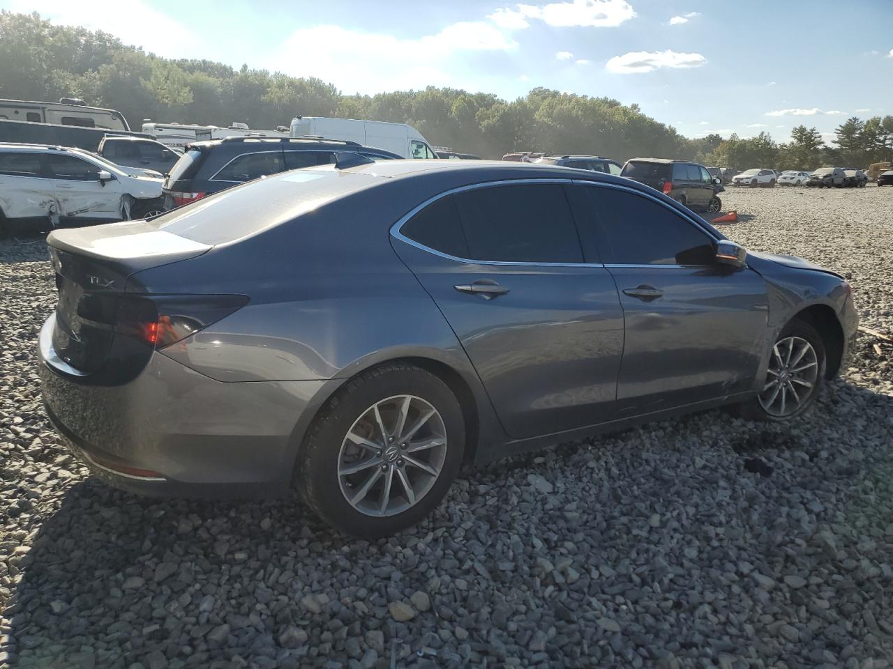 19UUB1F36JA003324 2018 Acura Tlx