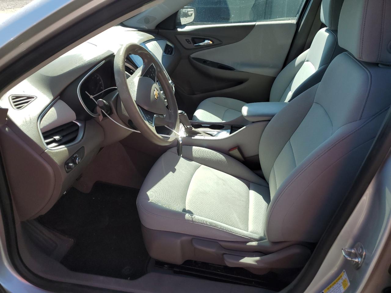 2019 Chevrolet Malibu - Image 7