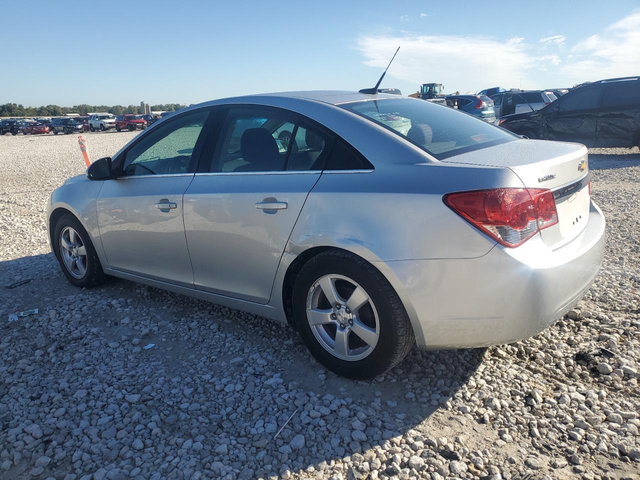 2014 Chevrolet Cruze - Image 2