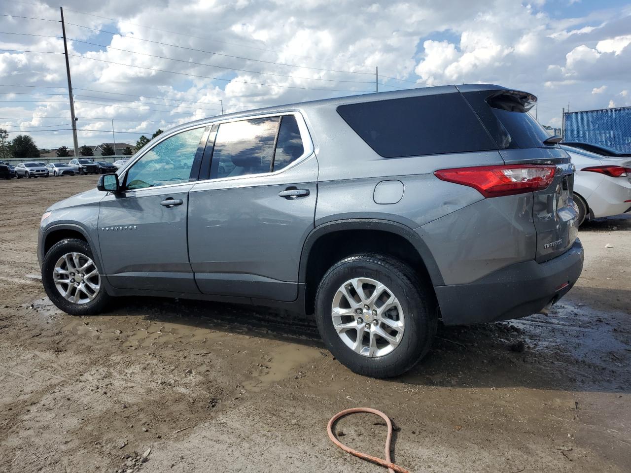 1GNERFKWXLJ174924 2020 CHEVROLET TRAVERSE - Image 2