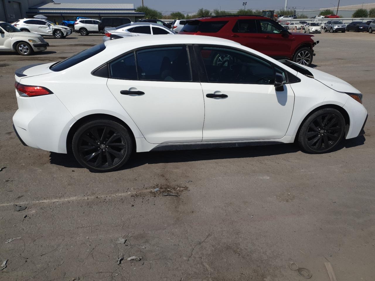 VIN 5YFS4MCEXNP123281 2022 TOYOTA COROLLA no.3