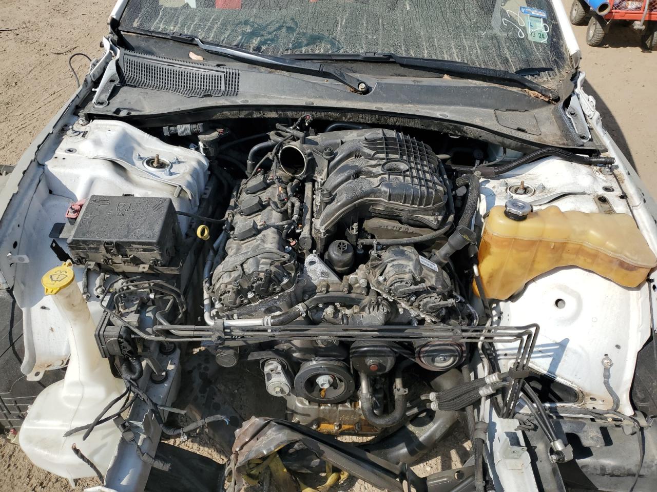 2019 Chrysler 300 - Image 11