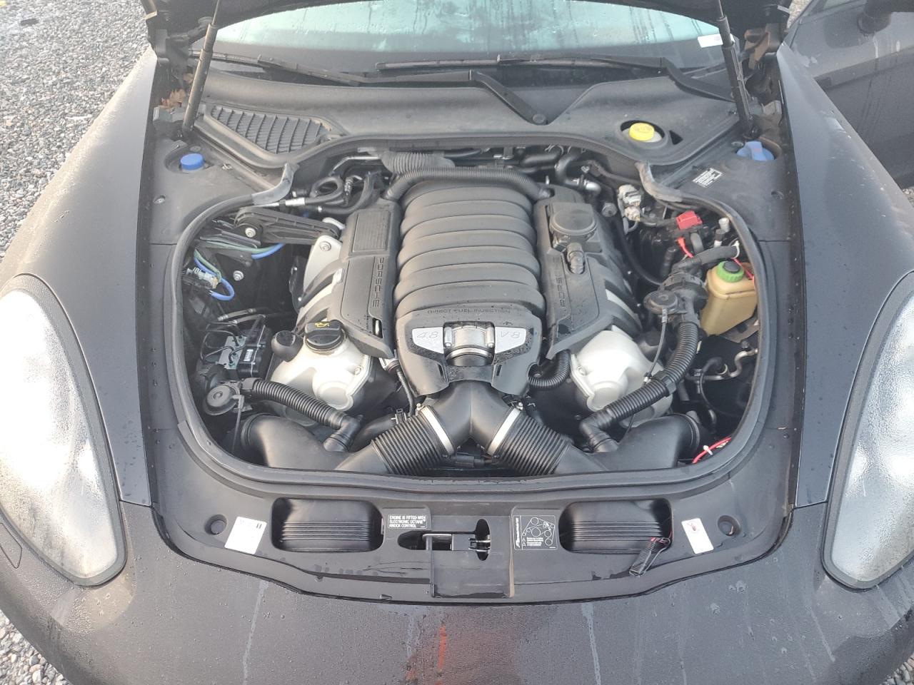 2014 Porsche Panamera - Image 11