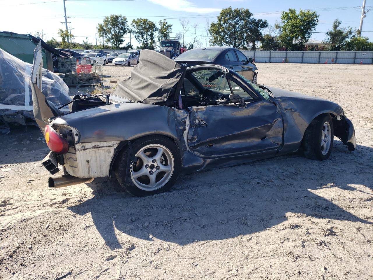 2000 Mazda MX-5 - Image 3