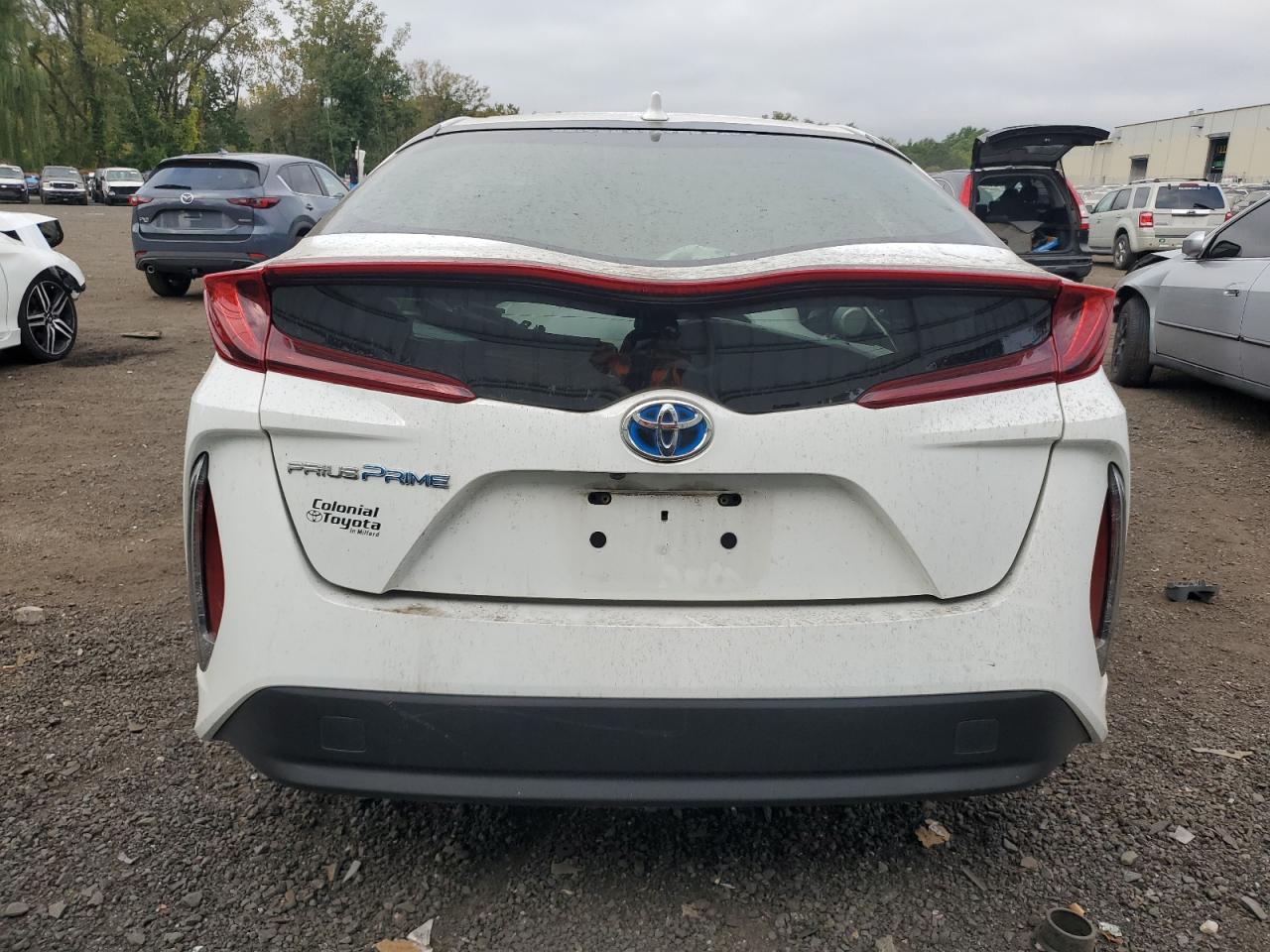 JTDKAMFP4M3193002 2021 Toyota Prius Prime Le