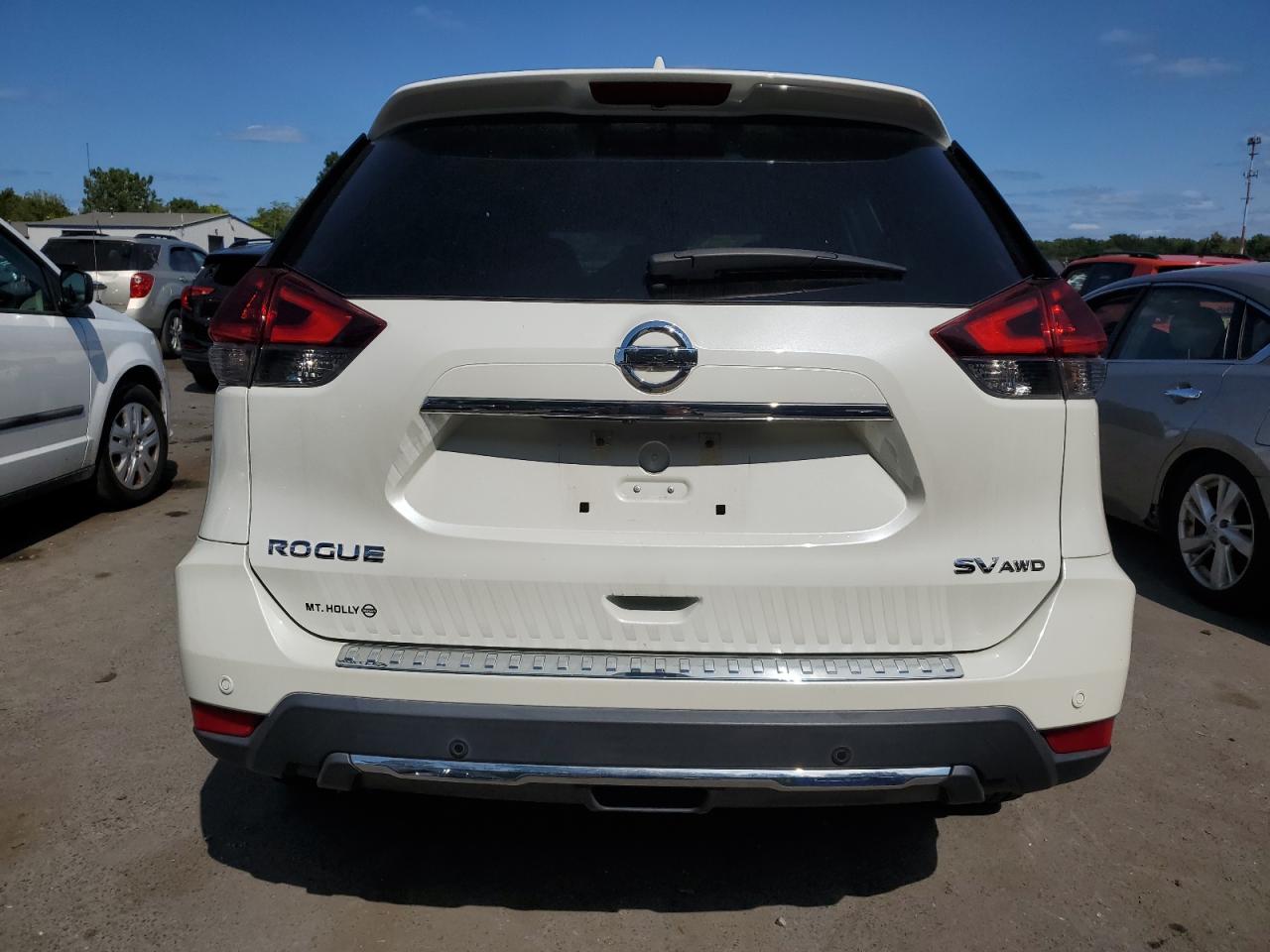 2020 Nissan Rogue S VIN: 5N1AT2MVXLC812627 Lot: 70014084