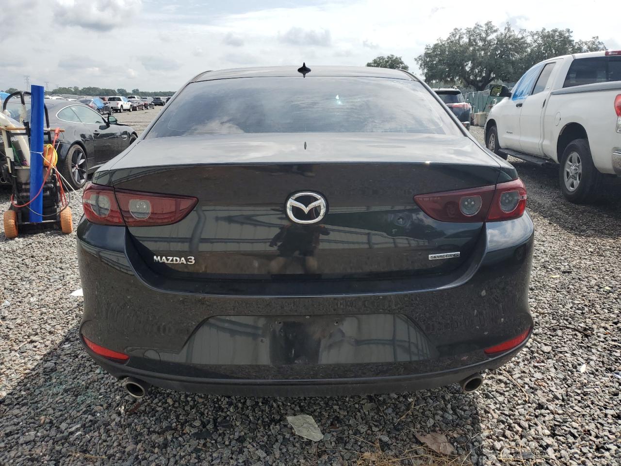 JM1BPACL5K1107817 2019 Mazda 3 Preferred Plus