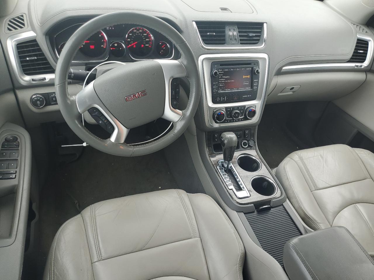 2014 GMC Acadia - Image 8