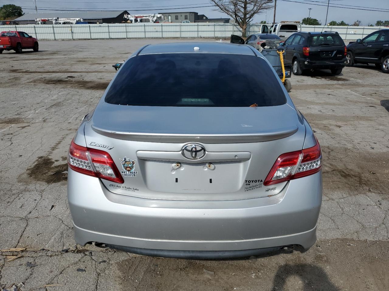 2011 Toyota Camry - Image 6
