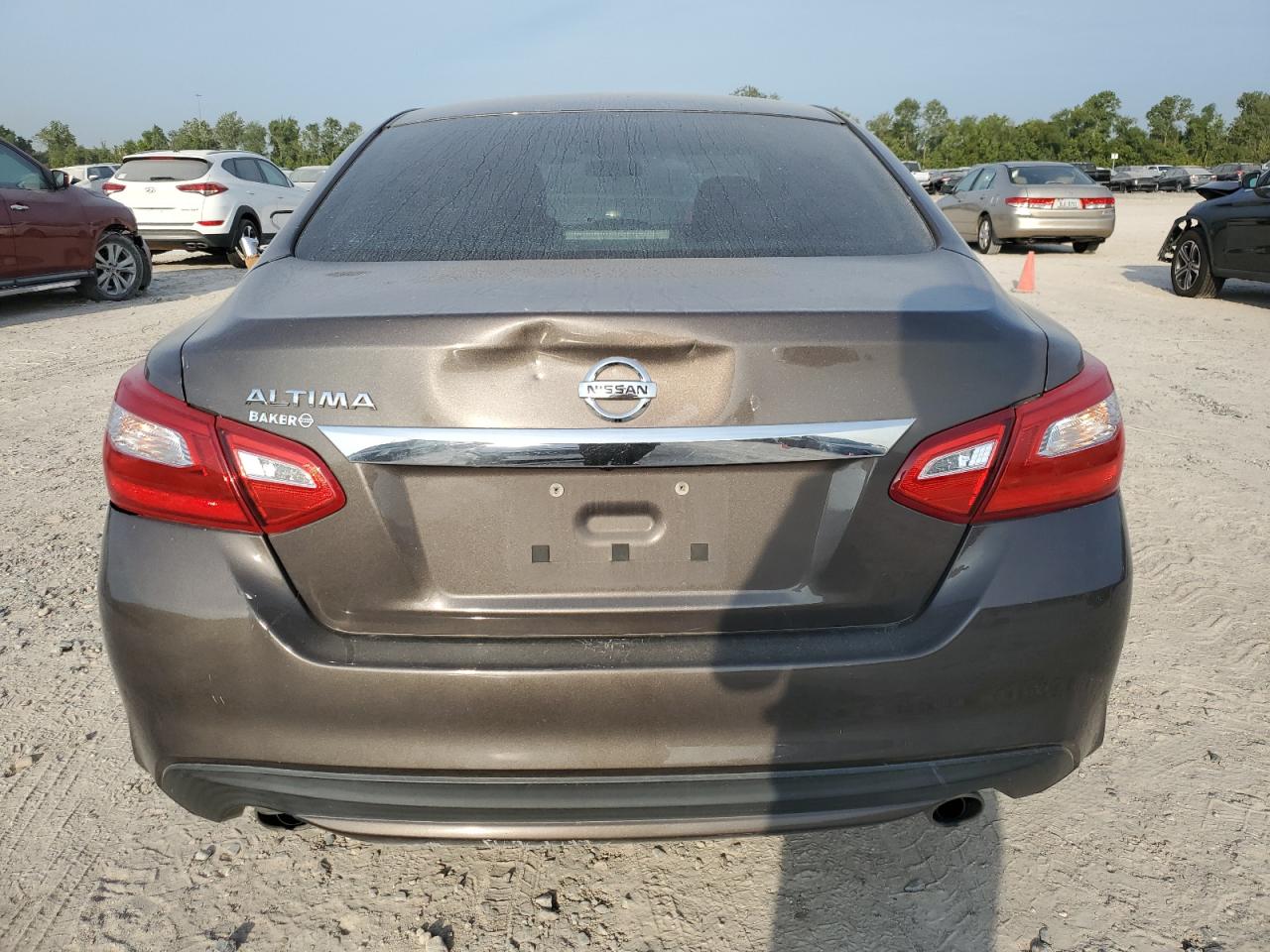 1N4AL3AP4HN318393 2017 Nissan Altima 2.5