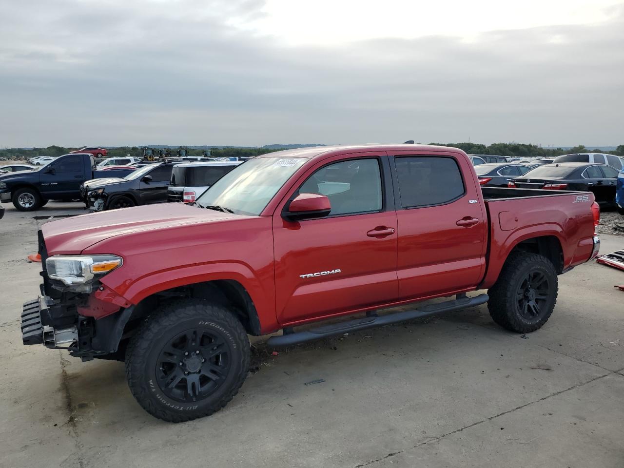 VIN 5TFAZ5CNXGX005741 2016 TOYOTA TACOMA no.1