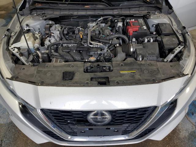 1N4BL4DVXNN328751 Nissan Altima SV 11