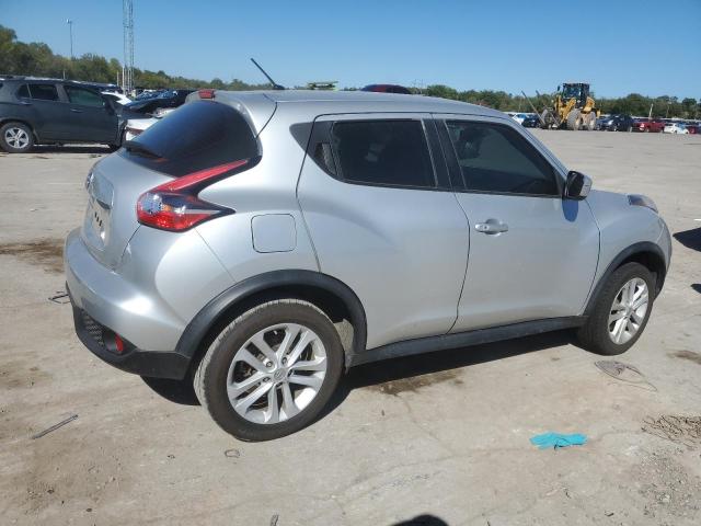  NISSAN JUKE 2017 Srebrny