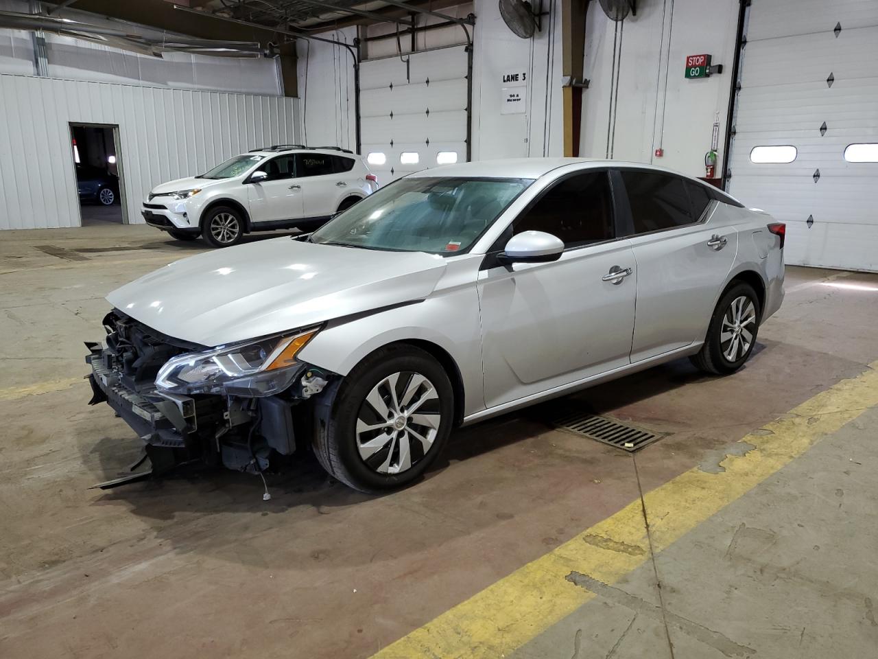 2019 Nissan Altima - Image 1
