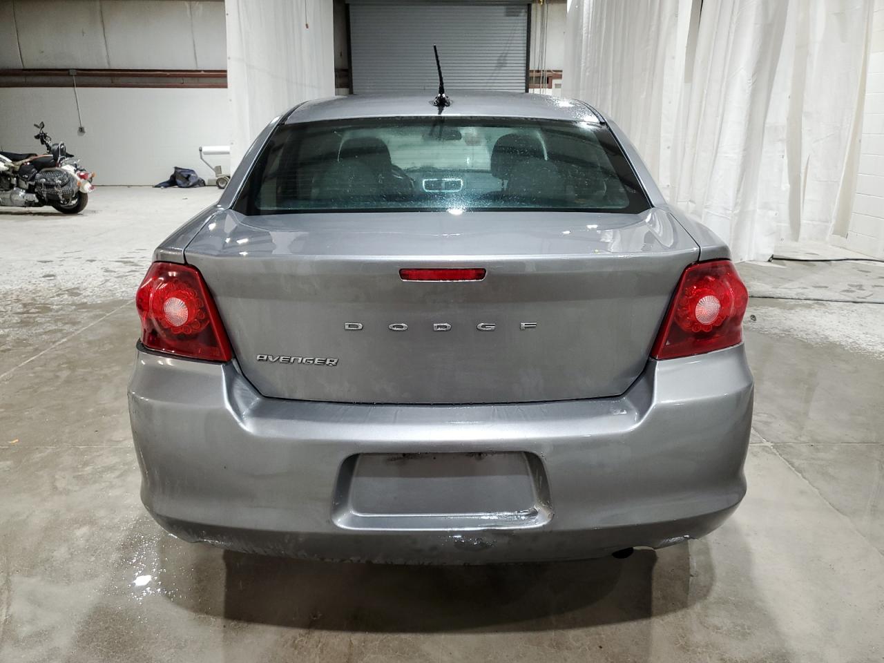 1C3CDZAB9DN643238 2013 Dodge Avenger Se