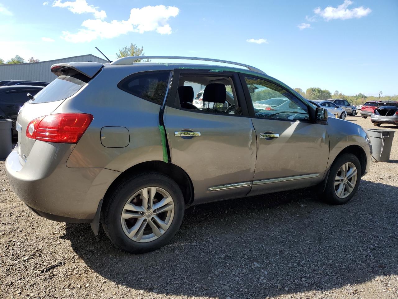 2012 Nissan Rogue - Image 3