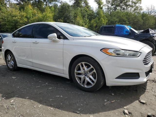  FORD FUSION 2015 Белы