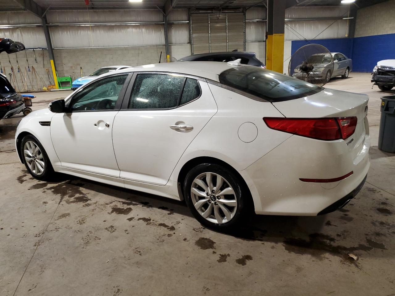 2015 Kia Optima Lx VIN: KNAGM4A73F5615723 Lot: 71984724