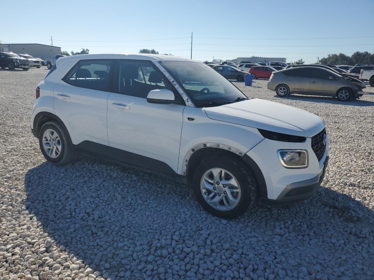 2022 Hyundai Venue - Image 4