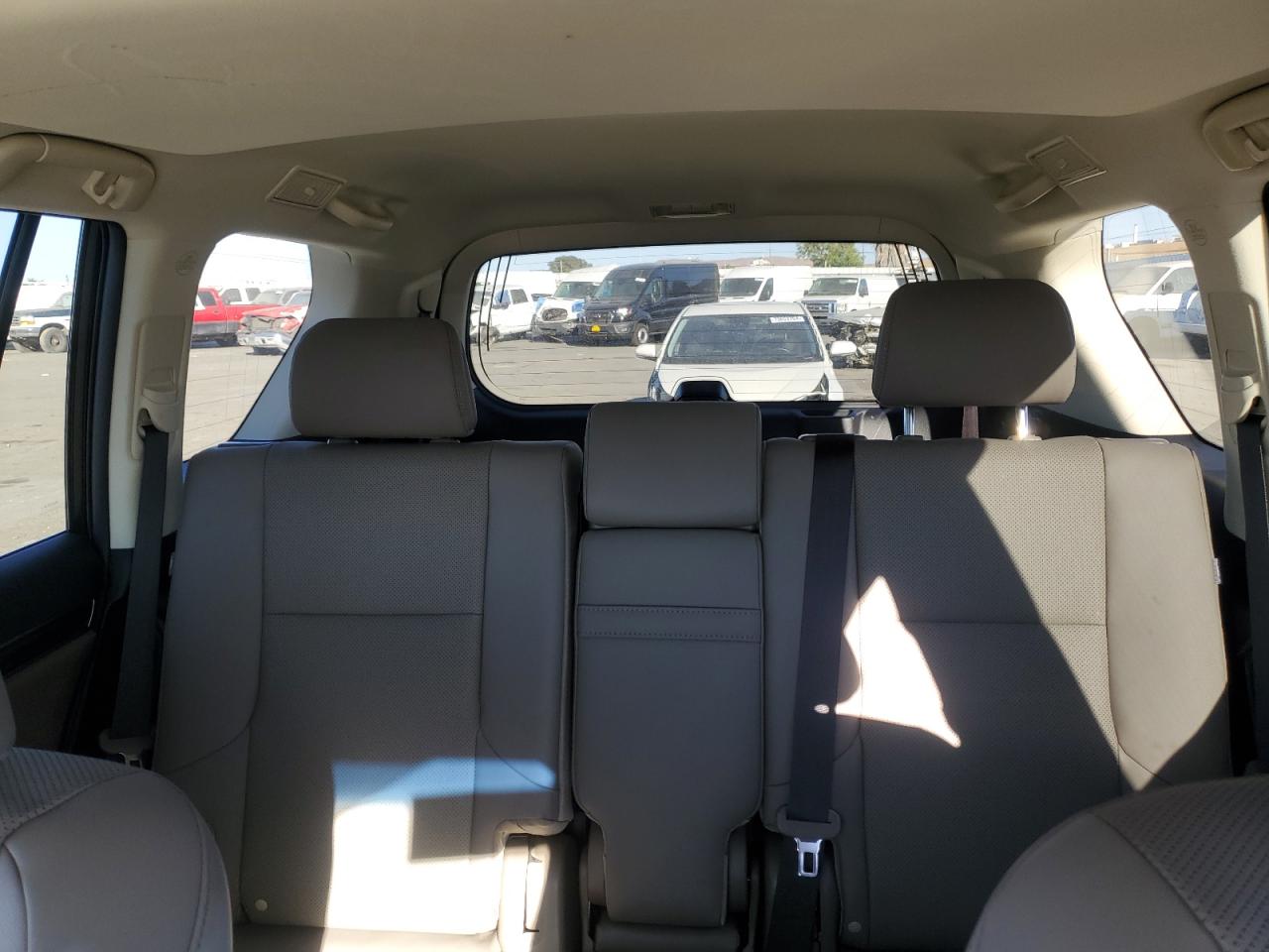 2023 Lexus Gx 460 VIN: JTJAM7BX2P5369934 Lot: 73426914