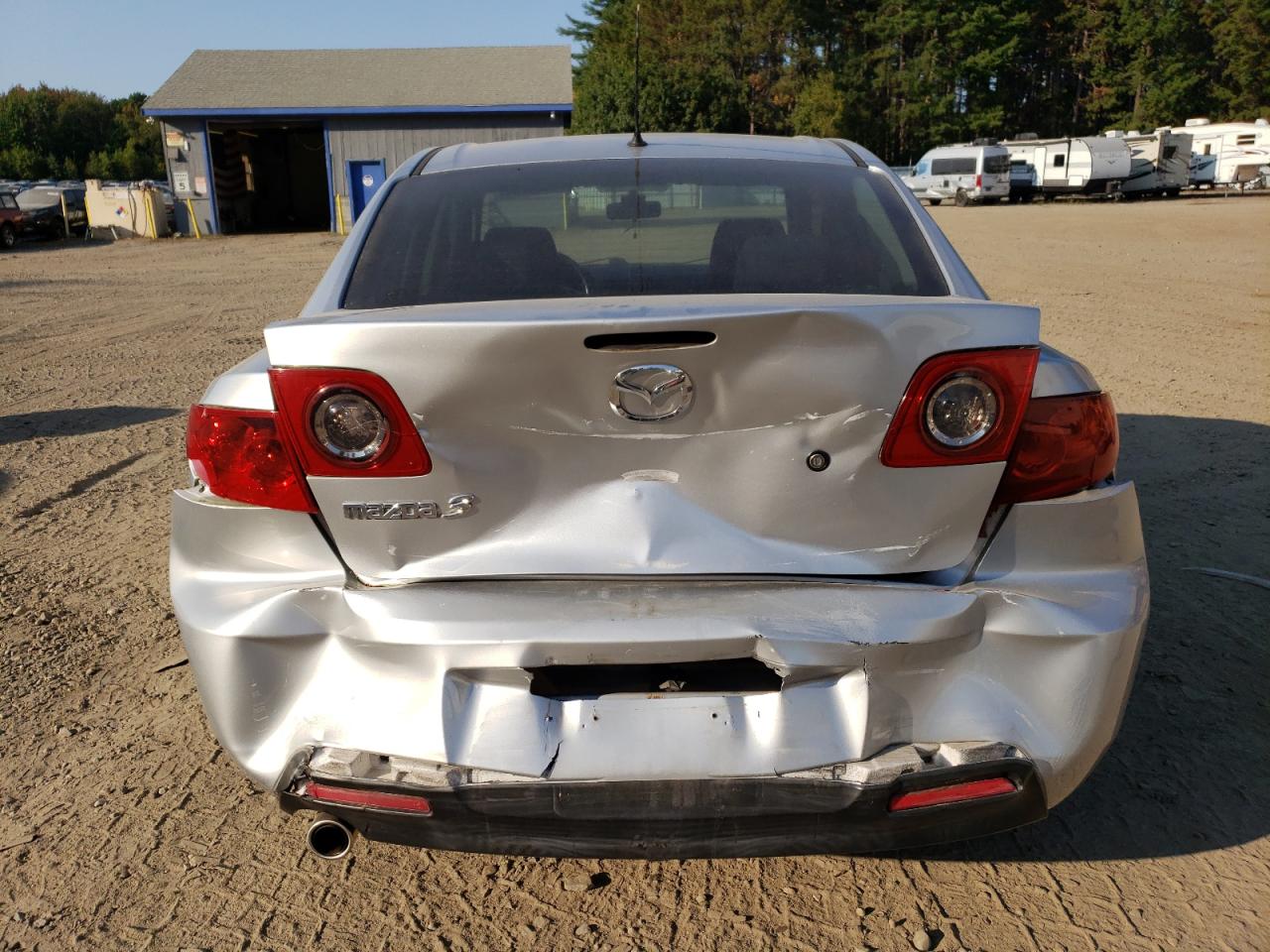 JM1BK32F561458027 2006 Mazda 3 I