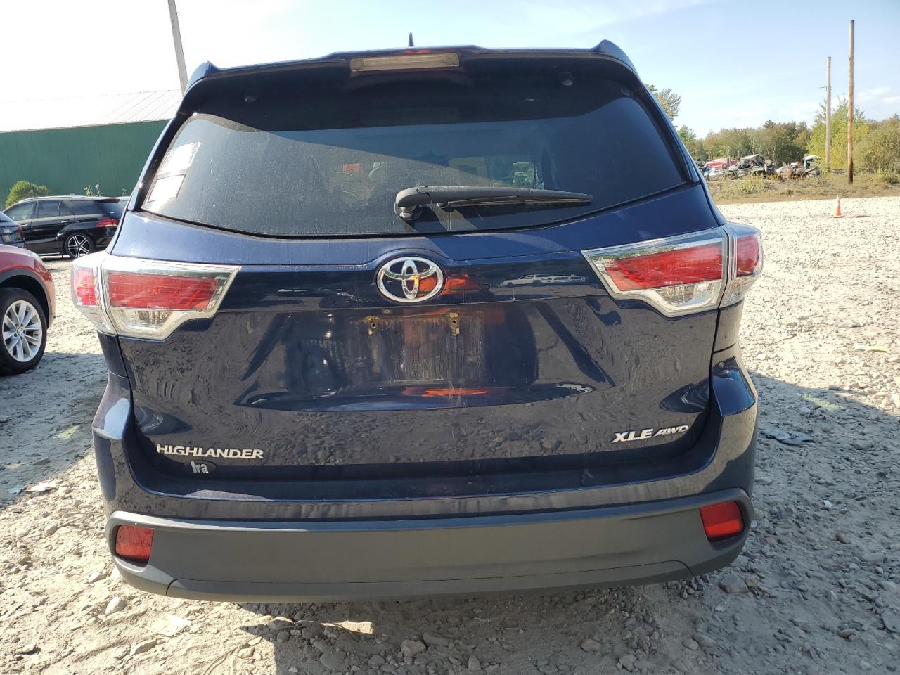 5TDJKRFH8GS333750 2016 Toyota Highlander Xle