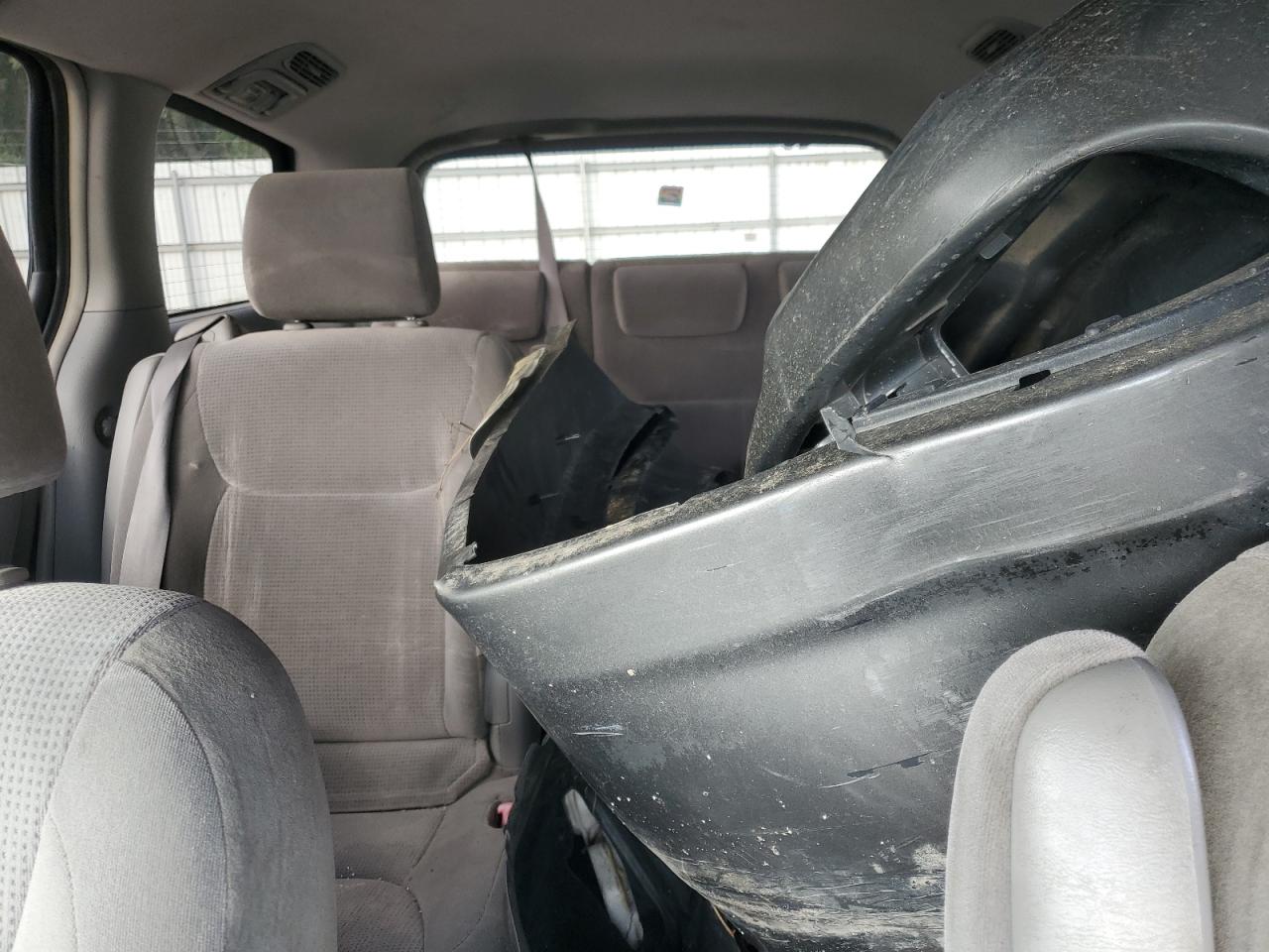 2004 Toyota Sienna Ce VIN: 5TDZA23C74S154312 Lot: 70818254