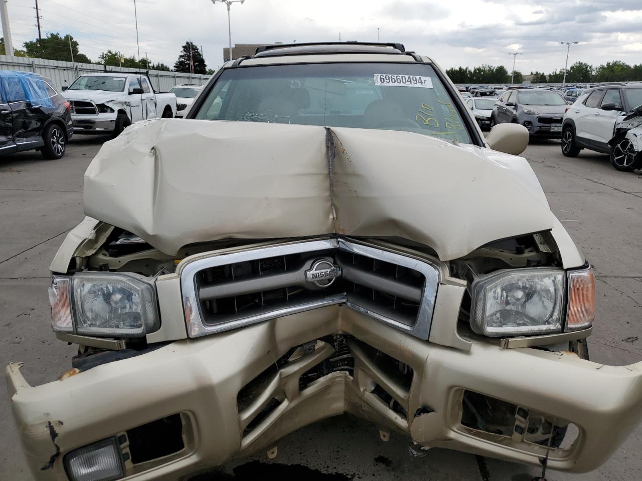 2001 Nissan Pathfinder - Image 5