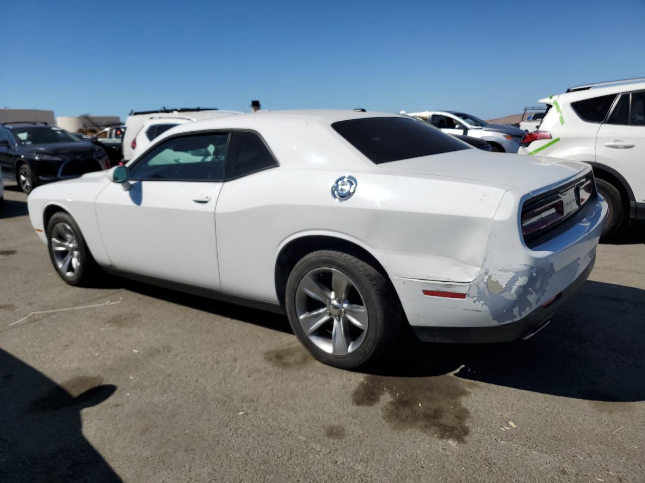 2C3CDZAG9GH117376 2016 DODGE CHALLENGER - Image 2